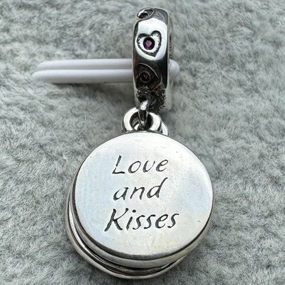 Charm Colgante Doble Amor Y Besos Mickey Y Minnie Disney Pandora Vista Desde Atrás