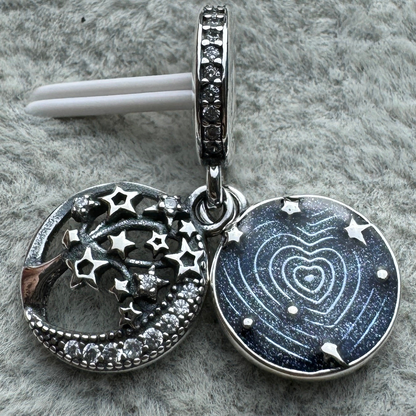 Charm Colgante Doble Árbol, Estrellas Y Luna De La Galaxia Pandora Vista Frontal Abierto