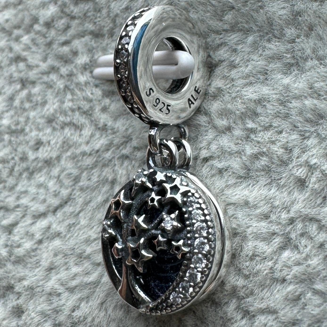 Charm Colgante Doble Árbol, Estrellas Y Luna De La Galaxia Pandora Vista Lateral