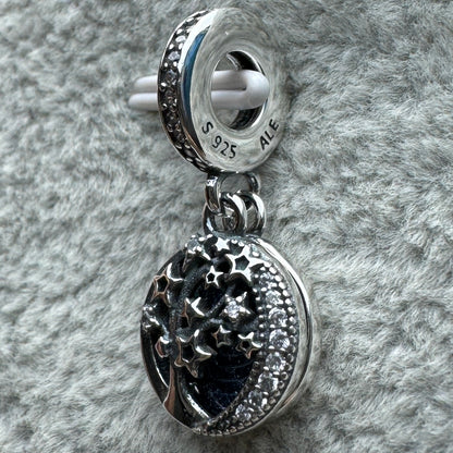 Charm Colgante Doble Árbol, Estrellas Y Luna De La Galaxia Pandora Vista Lateral