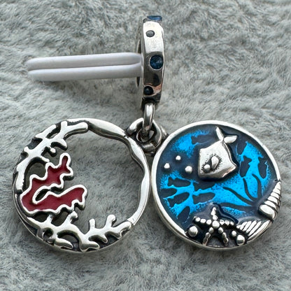 Charm Colgante Doble Coral Y Pez Australiano Pandora Vista Del Frente