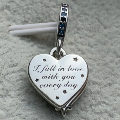 Charm Colgante Doble Corazón Estrella Fugaz Pandora Vista Desde Atrás