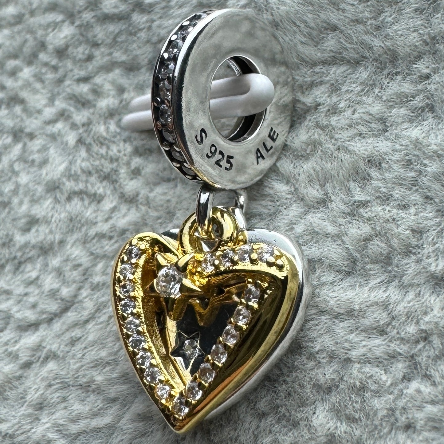 Charm Colgante Doble Dorado Corazones Estrella Fugaz Pandora Vista Lateral