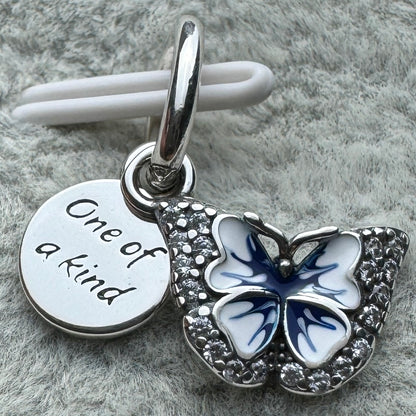 Charm Colgante Doble Mariposa Azul Único En Su Clase Pandora Vista Frontal