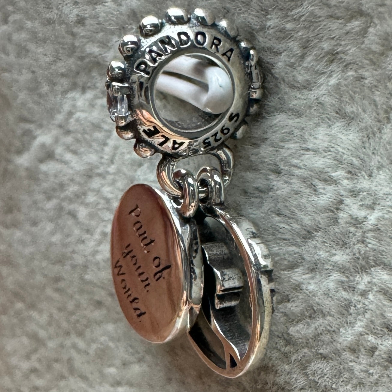 Charm Colgante Doble Princesa Ariel Sirenita Disney Pandora Vista Del Costado
