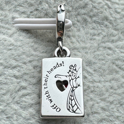 Charm Colgante Doble Reina De Corazones Villanos De Disney Pandora Vista Desde Atrás