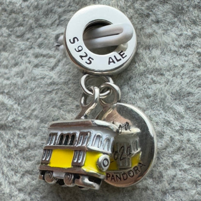 Charm Colgante Doble Tranvía Lisboa Pandora Vista Lateral