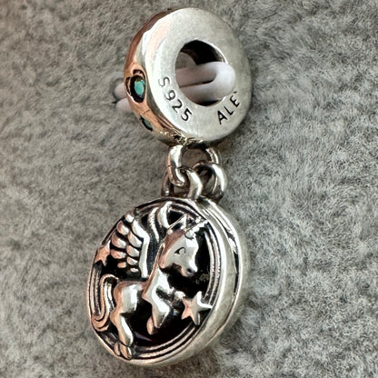 Charm Colgante Doble Unicornio Pandora Vista Lateral