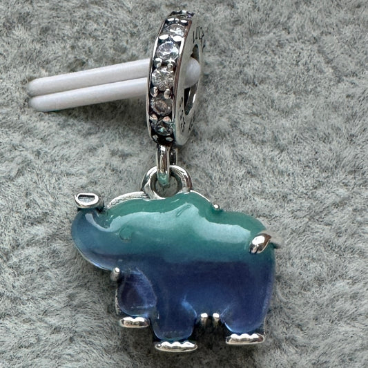 Charm Colgante Elefante De Cristal De Murano Azul Pandora Vista Frontal