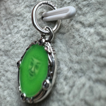 Charm Colgante Espejo Princesa Blanca Nieves Disney Que Cambia De Color Pandora Vista Del Costado