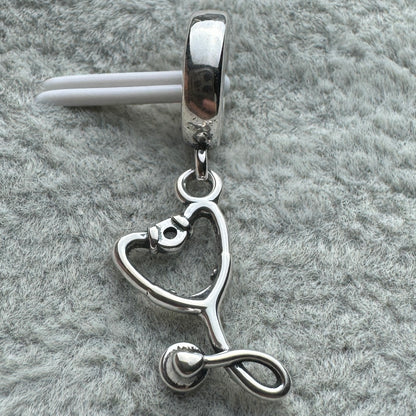 Charm Colgante Estetoscopio Pandora Vista Desde Atrás