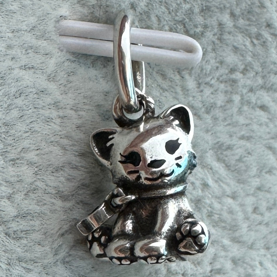 Charm Colgante Gato Pandora Vista Frontal