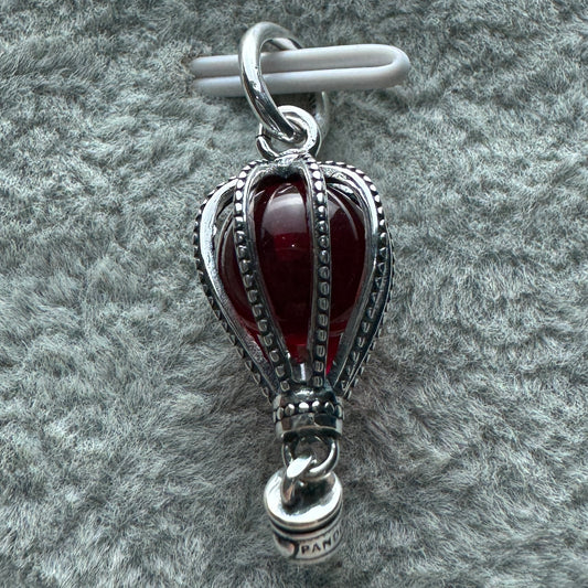 Charm Colgante Globo Aerostático Rojo Pandora Vista Frontal