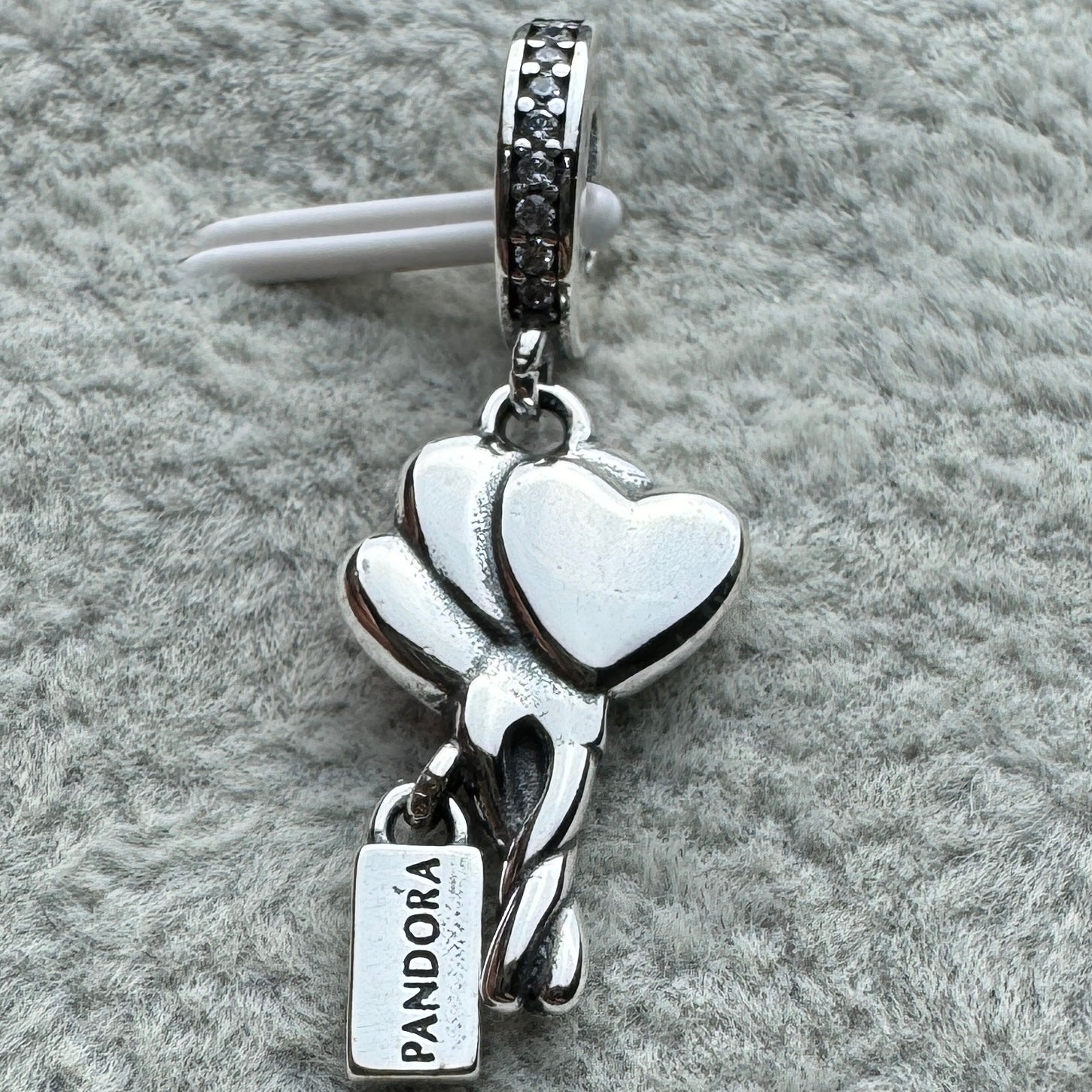 Charm Colgante Globo Feliz Cumpleaños Pandora Vista Desde Atrás