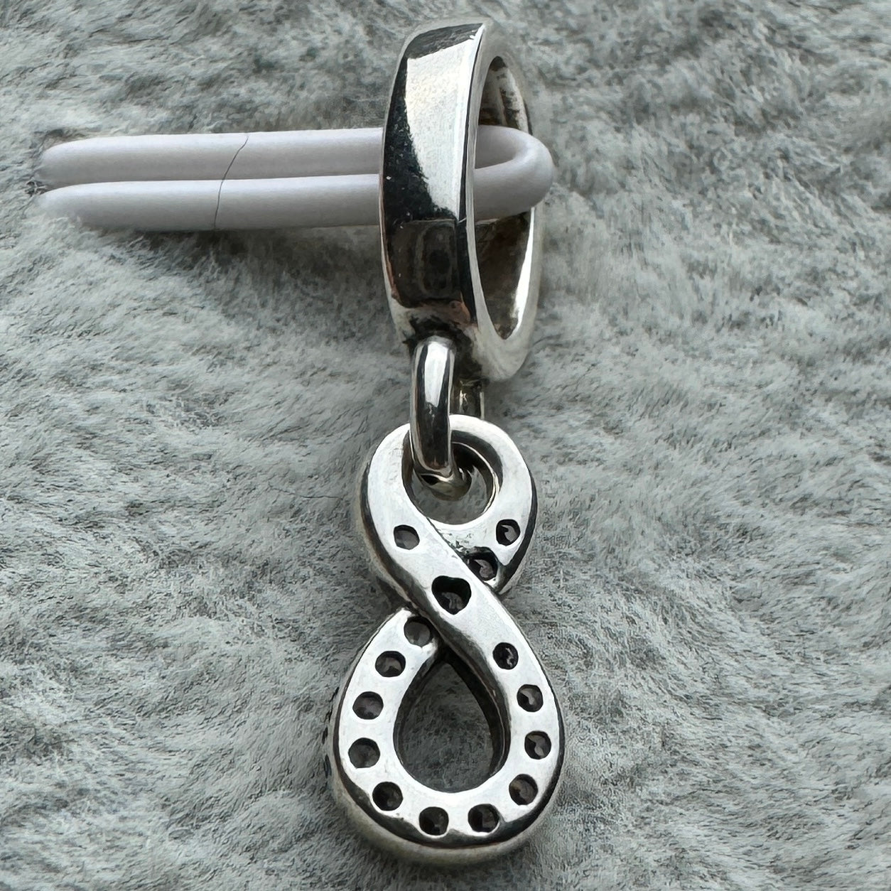 Charm Colgante Infinito Brillante Rosa Pandora Vista Desde Atrás