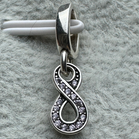 Charm Colgante Infinito Brillante Rosa Pandora Vista Frontal