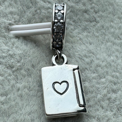 Charm Colgante Libro Que Se Abre Feliz Cumpleaños Pandora Vista Desde Atrás