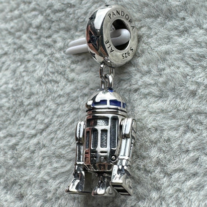 Charm Colgante R2D2 Se Le Mueven Brazos Y Cabeza Star Wars Disney Pandora Vista Del Costado