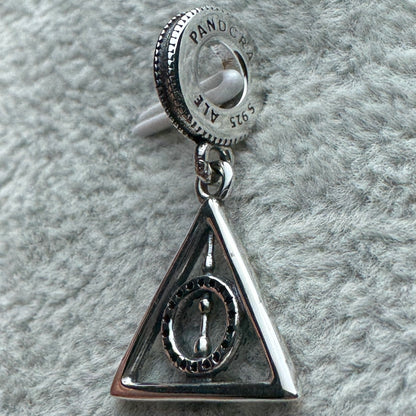 Charm Colgante Reliquia Harry Potter Pandora Vista Del Costado