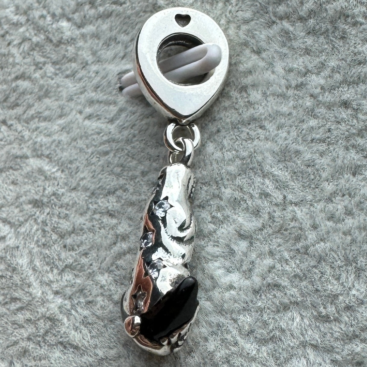 Charm Colgante Virgen De Guadalupe Pandora Vista Del Costado