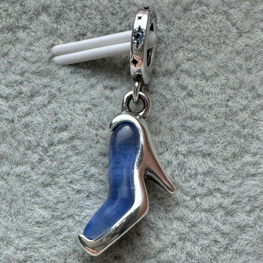 Charm Colgante Zapatilla De Cristal De Murano Princesa Cenicienta Disney Pandora Vista Frontal