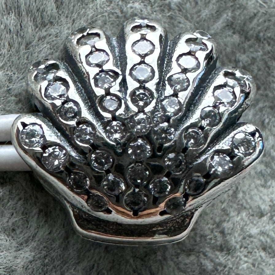 Charm Concha De Mar Pandora Vista Frontal