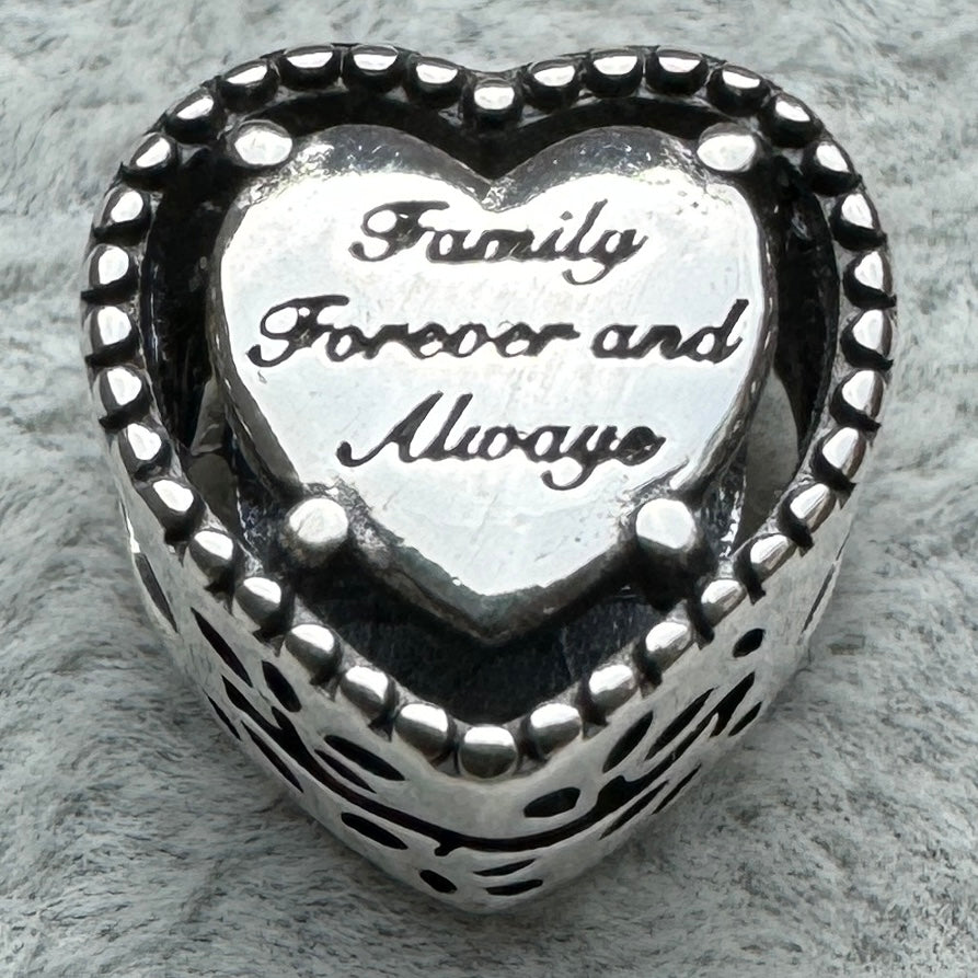 Charm Corazón Árbol De La Vida Familia Pandora Vista Desde Atrás