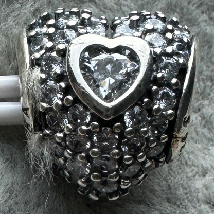 Charm Corazón Brillante Pavé