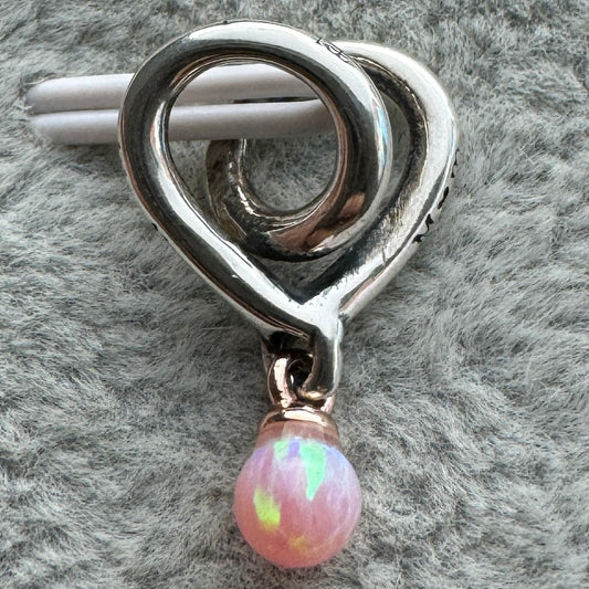 Charm Corazón Envuelto En Dos Tonos Mamá Mom Pandora Vista Frontal