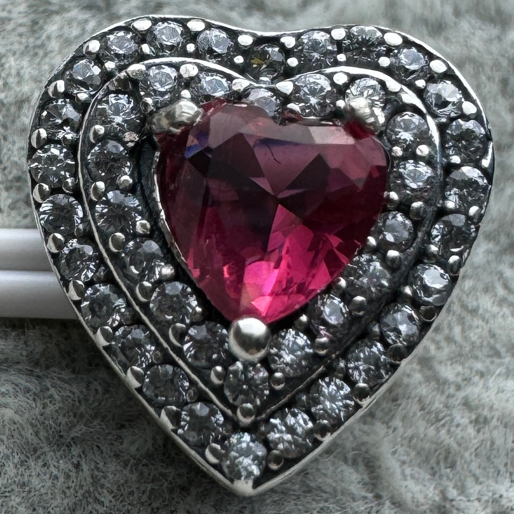 Charm Corazón Nivelado Rojo Brillante Pandora Vista Desde Atrás