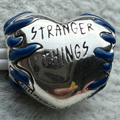 Charm Corazón Que Brilla En La Oscuridad Stranger Things Pandora 2