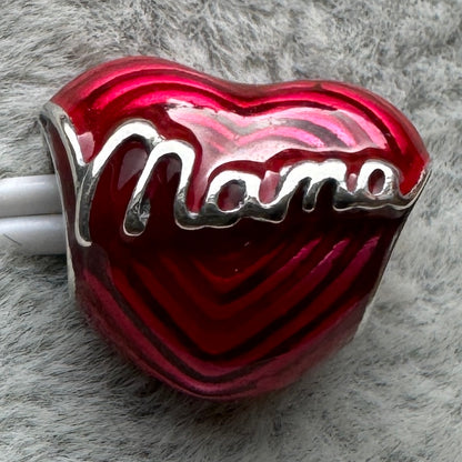 Charm Corazón Rojo Mamá Pandora Vista Frontal