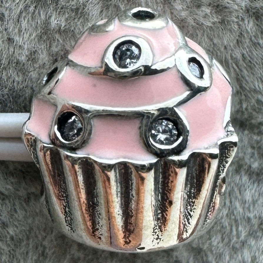 Charm Cupcake Pandora Vista Frontal
