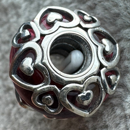 Charm De Cristal De Murano Rosa Con Corazones Pandora Vista Del Costado