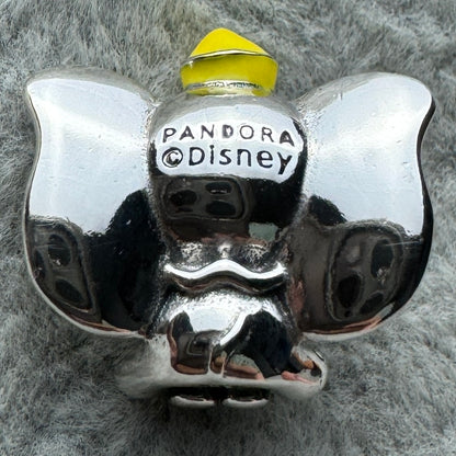 Charm Dumbo Disney Pandora Vista Desde Atrás