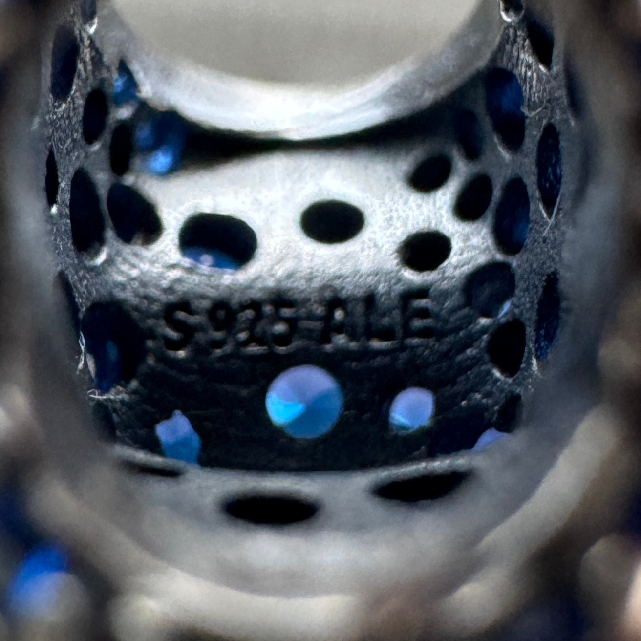 Charm Estrella Pavé Azul Pandora Vista Del Interior