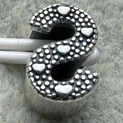 Charm Letra S Pandora Vista Desde Atrás