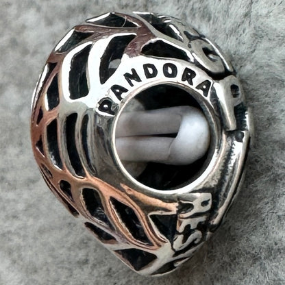 Charm Máscara De Spider-Man Marvel Pandora Vista Del Costado