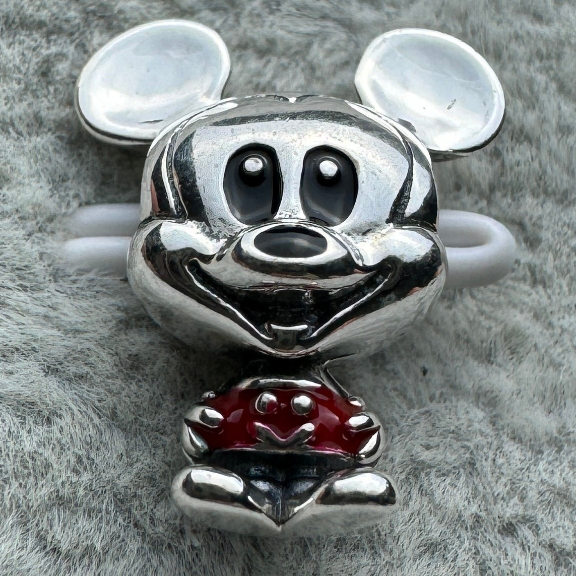 Charm Mickey Disney Pandora Vista Frontal