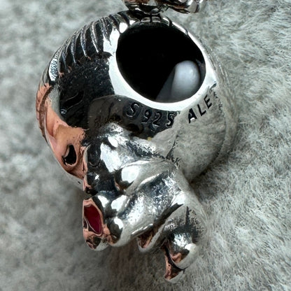 Charm Niña Abrazando Oso Pandora 2 