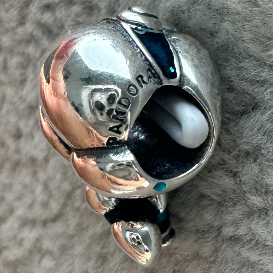 Charm Princesa Jazmín Disney Pandora Vista Del Costado