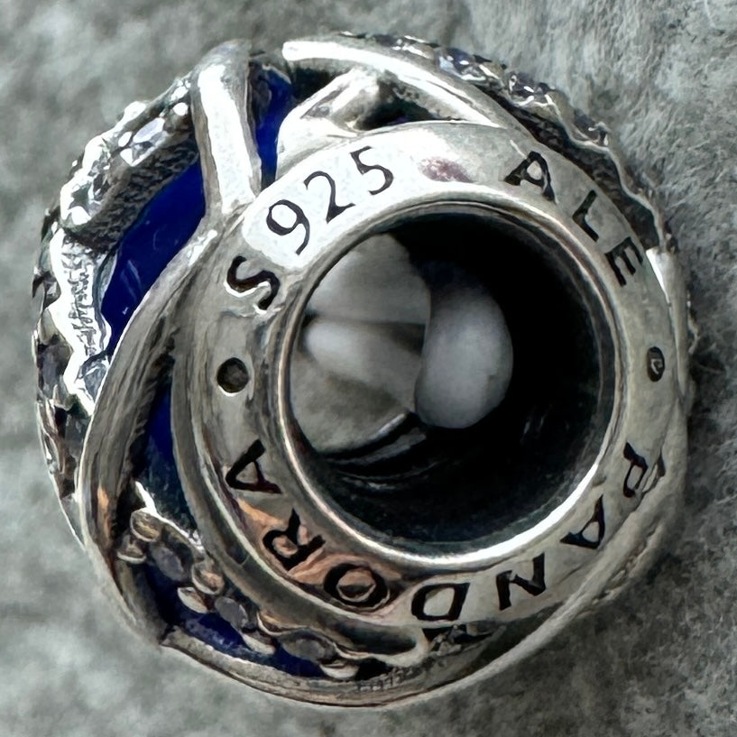 Charm Redondo Galaxia Azul Pandora Vista Lateral