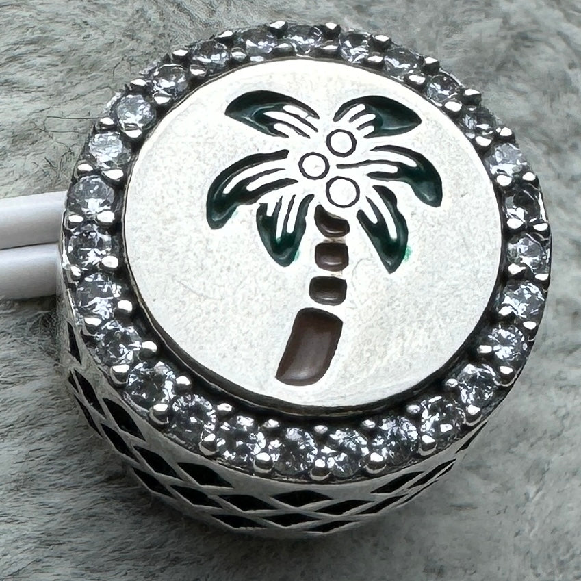 Charm Redondo Palmera Con Cocos Brillante Pandora Vista Frontal