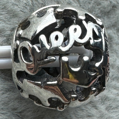 Charm Redondo Queen Reina Coronas Pandora Vista Frontal