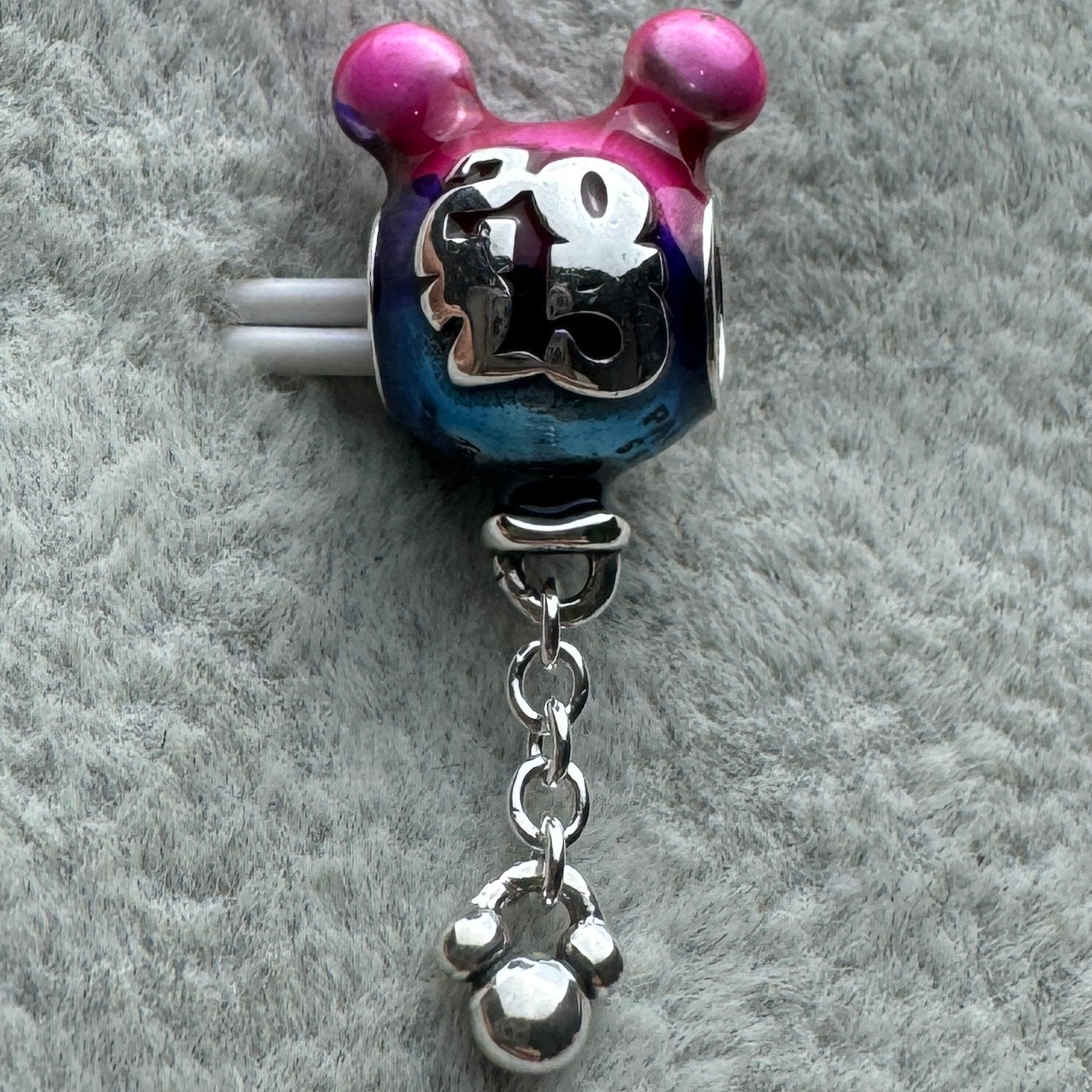 Charm Silueta Mickey Disney Parks Pandora Vista Desde Atrás