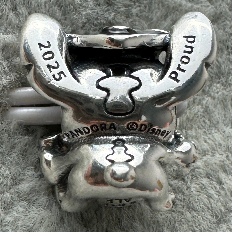 Charm Stitch Disney Graduación Pandora Vista Desde Atrás