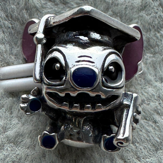 Charm Stitch Disney Graduación Pandora Vista Frontal