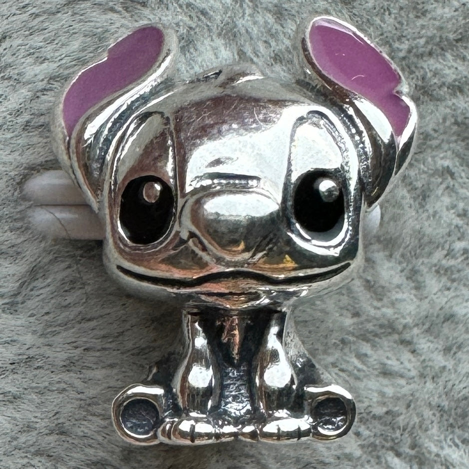 Charm Stitch Disney Pandora Vista Frontal