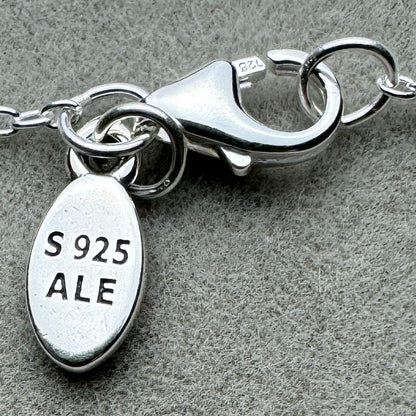 Collar Delgado 45 cm Pandora Vista Frontal Del Broche