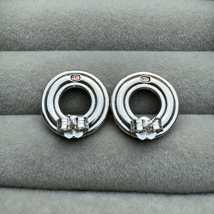 Aretes Logotipo En Dos Tonos